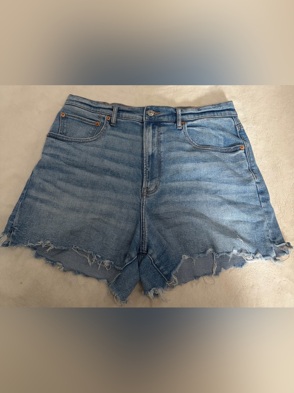 American Eagle Jean Shorts | Light Wash | Size 12